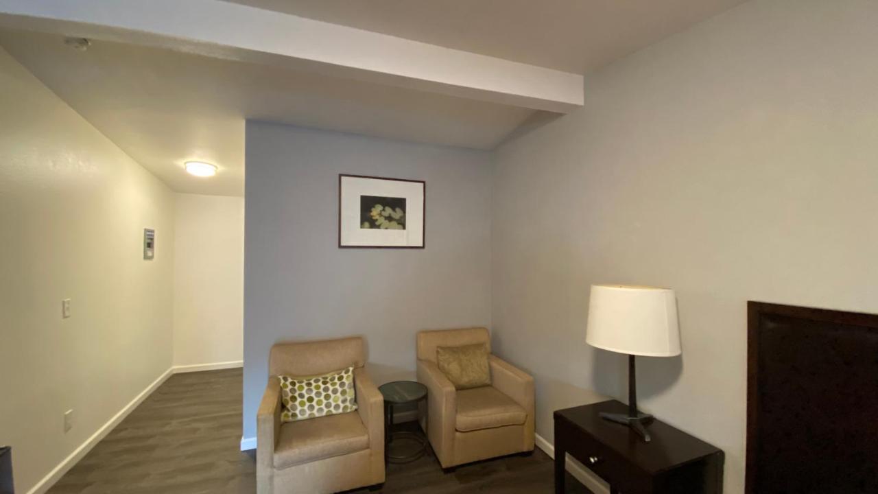 Golden Kent Motel 外观 照片