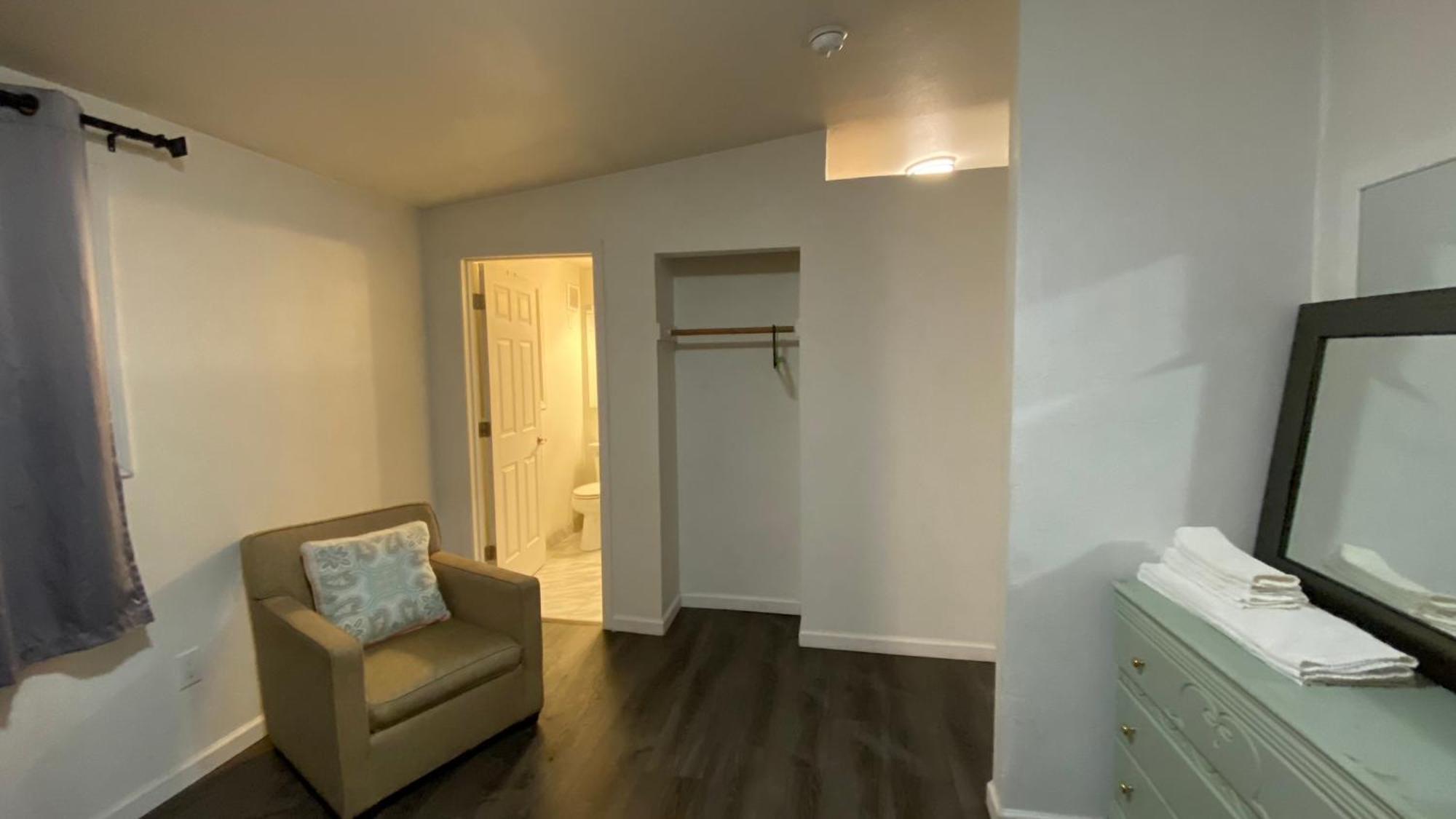 Golden Kent Motel 外观 照片
